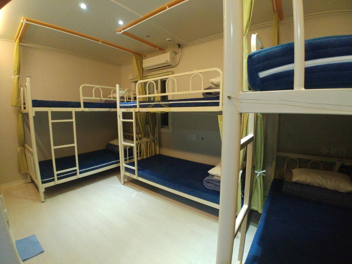 Bomgoro Guesthouse Тегу Екстериор снимка